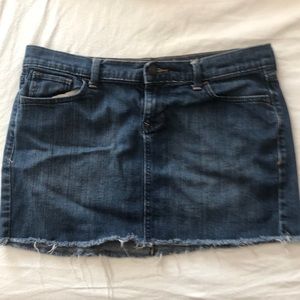Old Navy Relaxes Jean Skirt 10 low rise